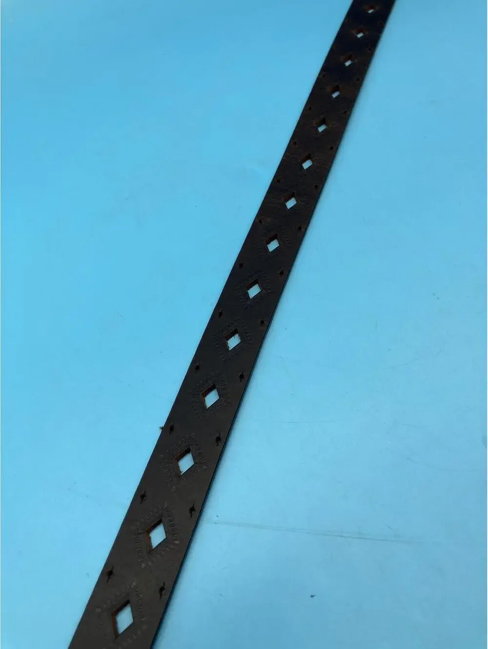 Dockers Belt Mens Large Brown Leather Diamond Cutout Adjustable Buckle Pattern